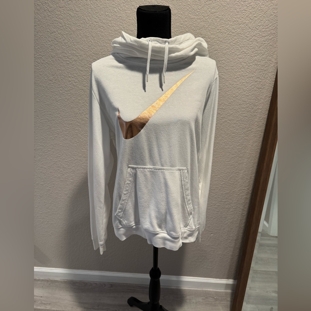 Nike Sweater